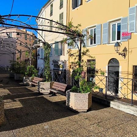 Superbe Appartement 2 Pieces A 2 Pas De La Plage,Dans La Vieille Ville Menton Luaran gambar