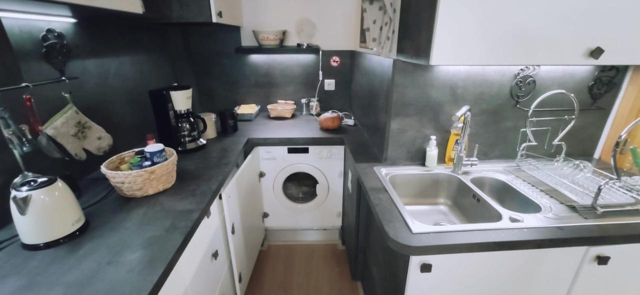 Superbe Appartement 2 Pieces A 2 Pas De La Plage,Dans La Vieille Ville Menton Luaran gambar